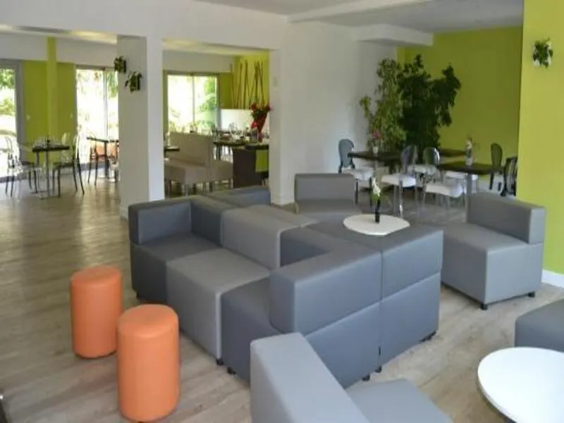 Residence Le Massena Le Cannet 3*,